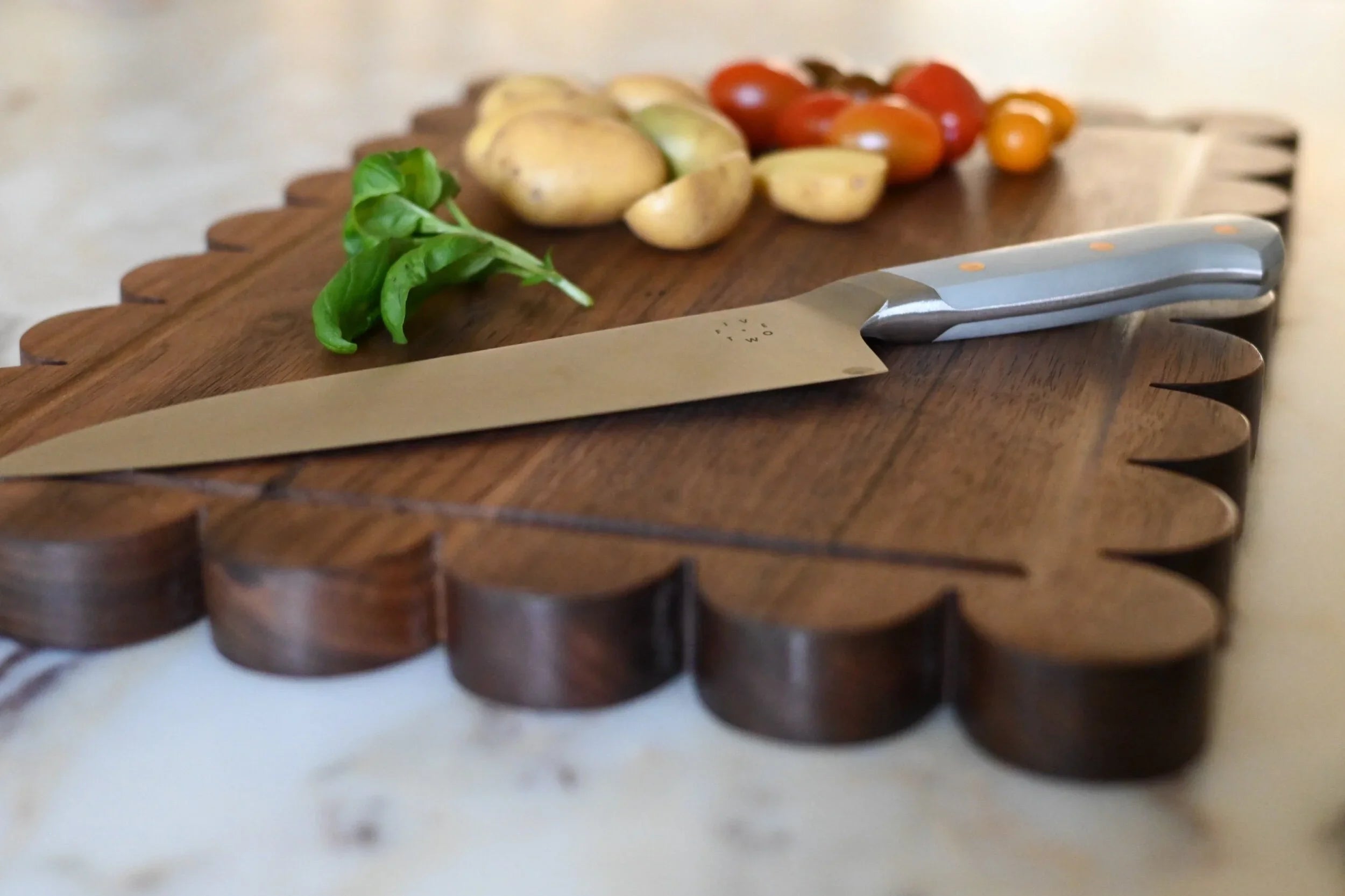 Scalloped Cutting Boards: 2025’s Must-Have Kitchen Accent
