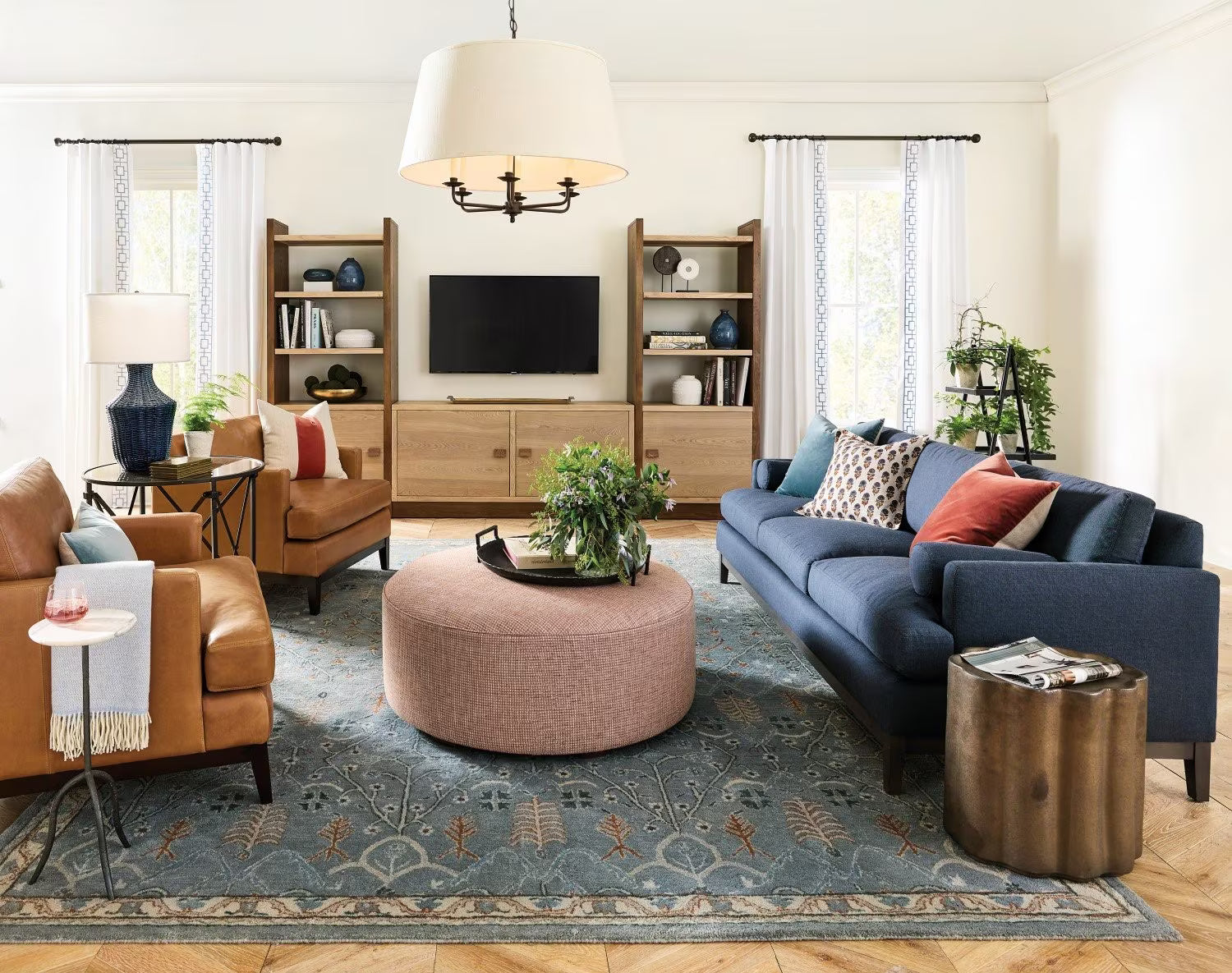 End Tables with Purpose: How to Pair Height, Scale & Finish