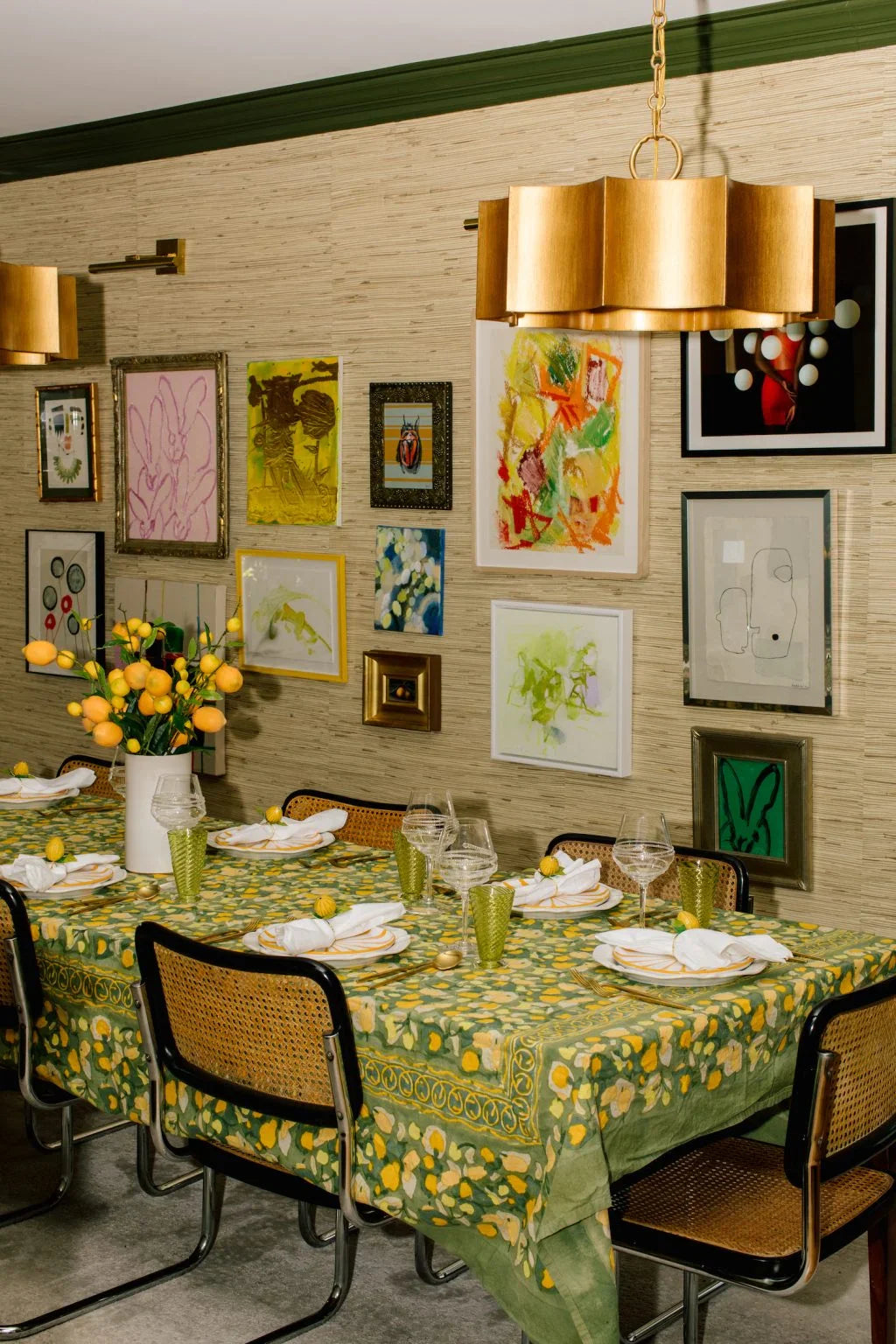 Home Wall Art: How to Build a Gallery Wall That Doesn't Look Messy