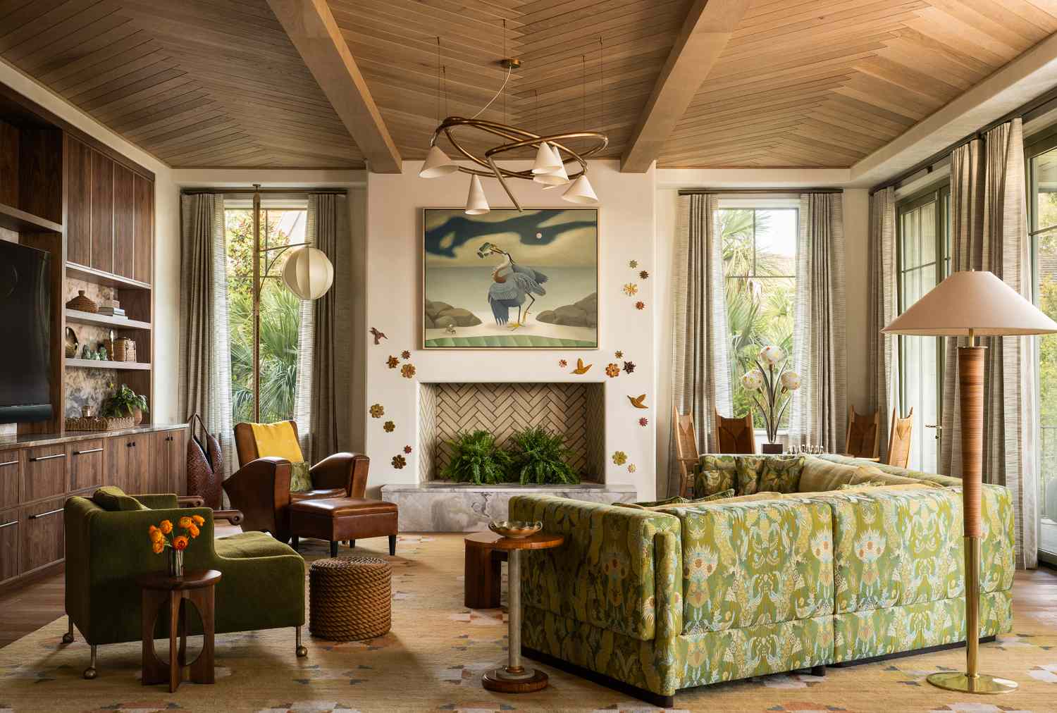 Vintage Decor in a Modern Home: How to Make It Work