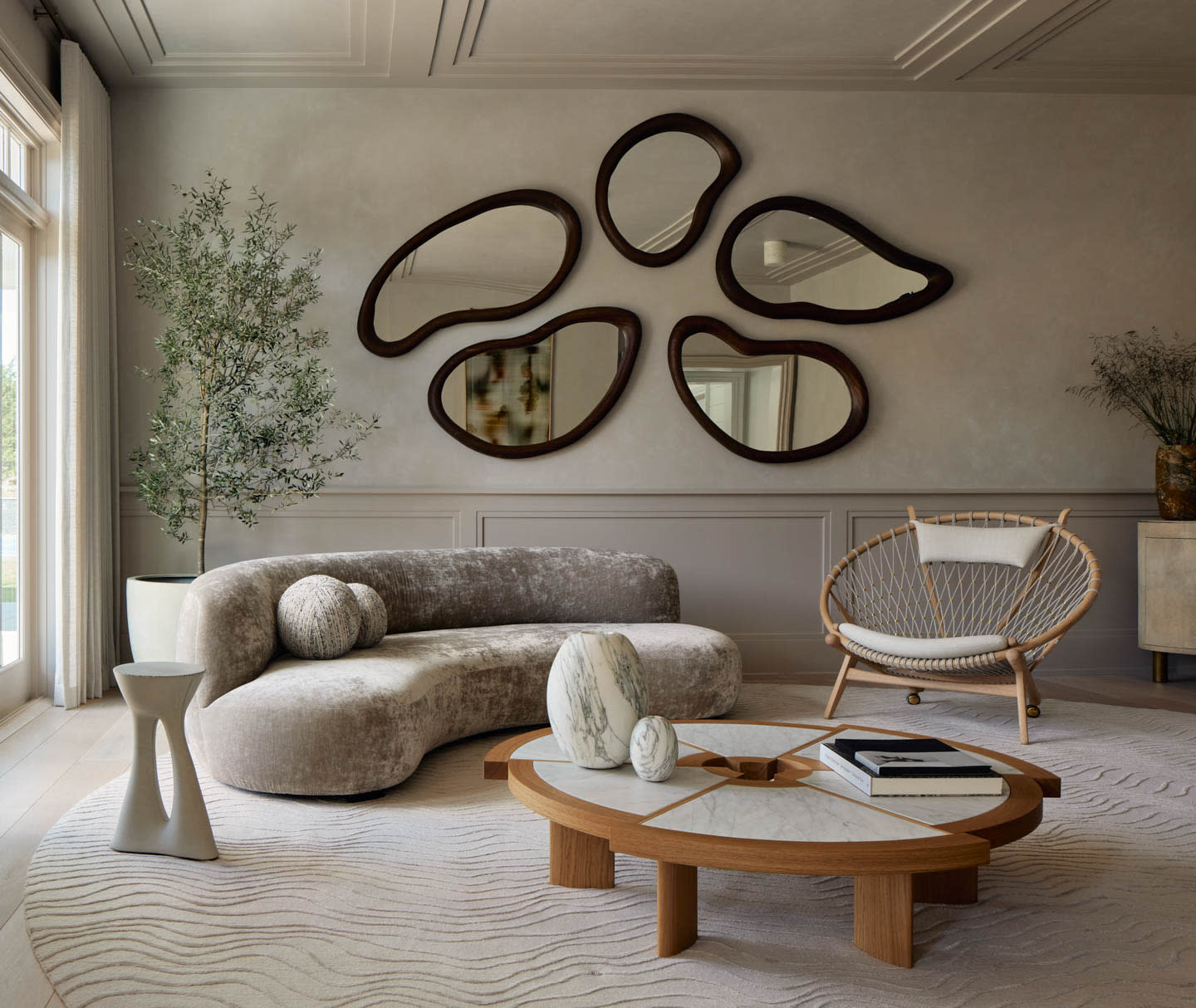 Clay & Ceramic Décor: Why Natural Materials Are 2025’s Biggest Trend