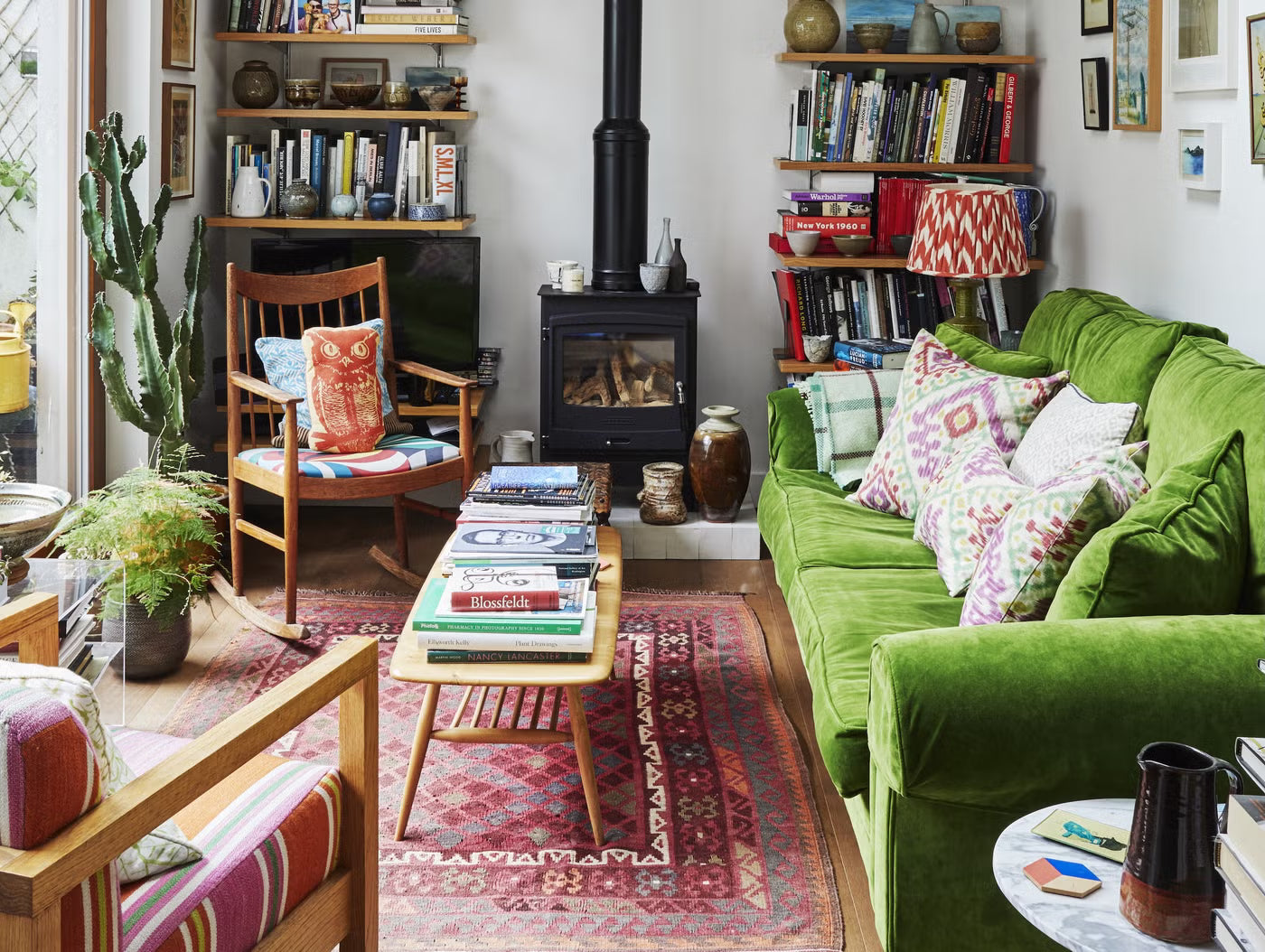 Small Living Rooms, Big Impact: Choosing Scaled Furniture